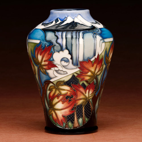 Niagara Falls Vase 576/6 Moorcroft
