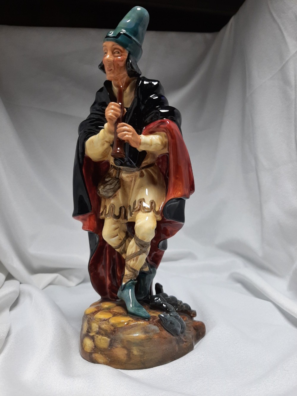 The Pied Piper, HN 2102, $159.00,  Character