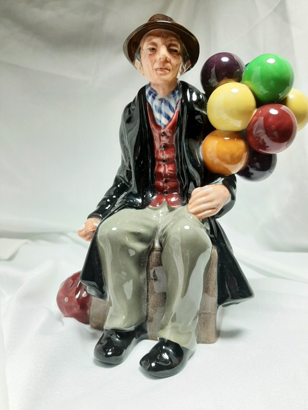 The Balloon Man, HN 1954, $149.00,  Character