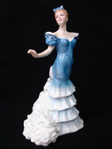 * Centre Stage,  HN 3861, $129.00,  blue/white, Royal Doulto